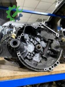 Çıkma Orijinal Şanzıman Komple Peugeot 106 Benzinli