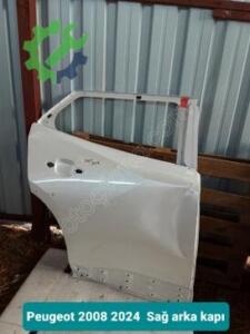 Peugeot 2008 2024  Sağ arka kapı