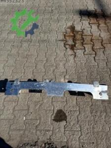 Peugeot 2008 ön tampon demiri 2020-23