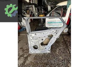 PEUGEOT 2008 SAĞ ARKA KAPI ÇIKMA ORJİNAL