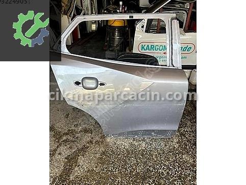 Peugeot 2008 Sağ Arka Kapı çıkma parça