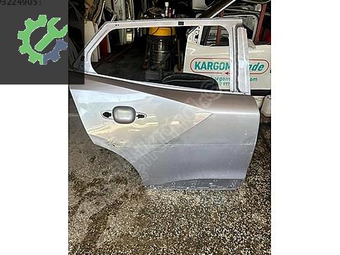 Peugeot 2008 Sağ Arka Kapı çıkma parça