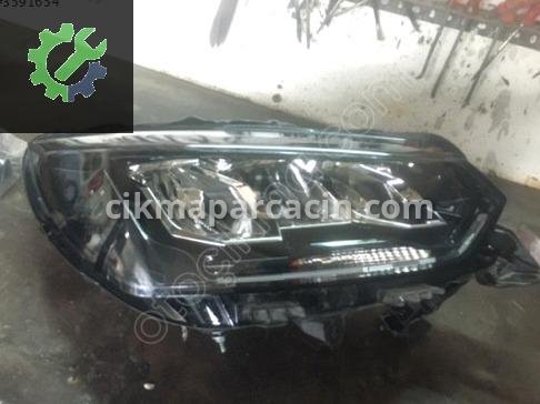 Peugeot 2008 LED Far 9833036180 çıkma parça