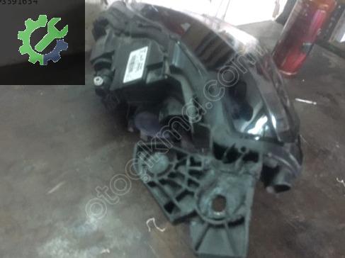 Peugeot 2008 LED Far 9833036180 çıkma parça