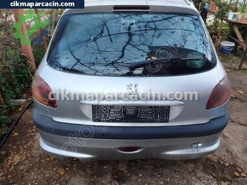 Peugeot 206 Bagaj Kapağı çıkma parça