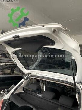 Peugeot 206 Bagaj Kapağı çıkma parça