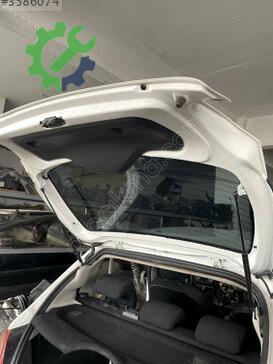 Peugeot 206 Bagaj Kapağı çıkma parça