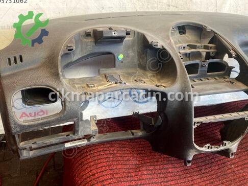 Peugeot 206 Torpido çıkma parça