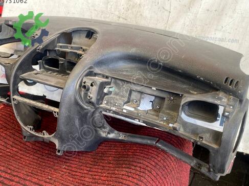 Peugeot 206 Torpido çıkma parça