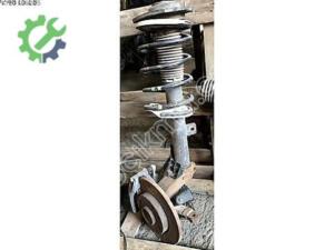 Peugeot 206 Modeli İçin Kaliteli Taşıyıcı Parçaları