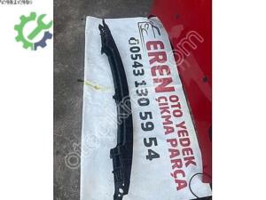 Peugeot 206 Modeli İçin Ön Tampon Demiri – Oto Çıkma Pa