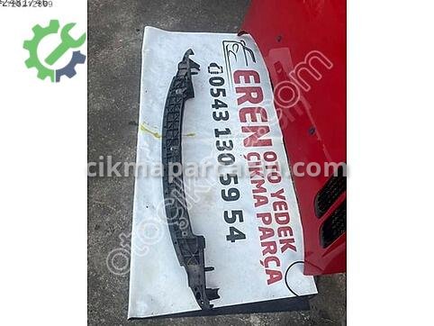 Peugeot 206 Ön Tampon Demiri çıkma parça