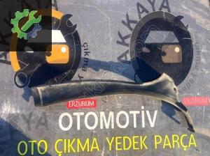 Peugeot 206 ön Cam Izgarası Sağ Çıkma