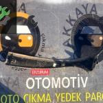 Peugeot 206 ön Cam Izgarası Sağ Çıkma