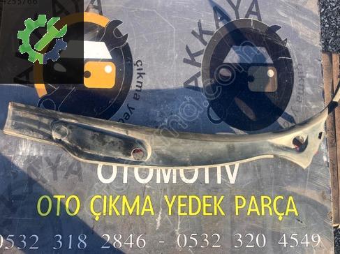 Peugeot 206 Ön Cam Izgarası çıkma parça