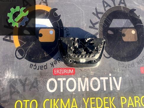 Peugeot 206 Ön Panjur çıkma parça