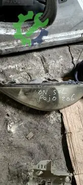 Peugeot 206 Sol Ön Far çıkma parça