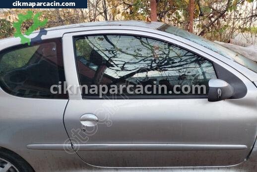 Peugeot 206 Sol Ön Kapı çıkma parça