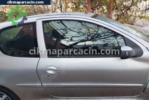 Peugeot 206 Sol Ön Kapı çıkma parça