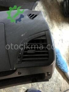 Peugeot 206+ Plus Sağ Üfleme Izgarası hatasız orjinal çıkma