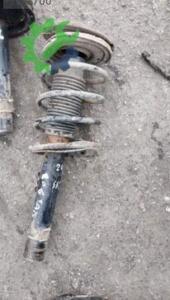 Peugeot 206 Sağ Amortisör Çıkma