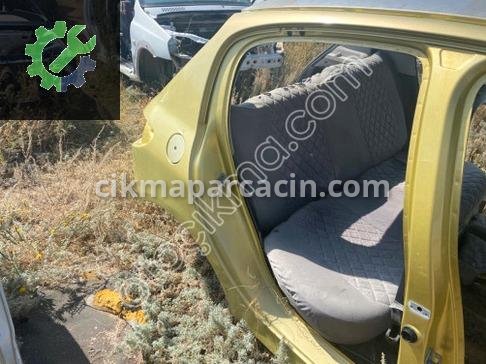 Peugeot 206 Sağ Arka Çamurluk çıkma parça