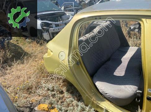 Peugeot 206 Sağ Arka Çamurluk çıkma parça