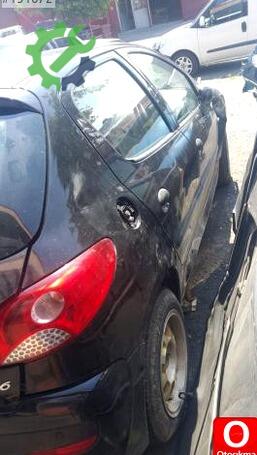 Peugeot 206 Sağ Arka Çamurluk çıkma parça