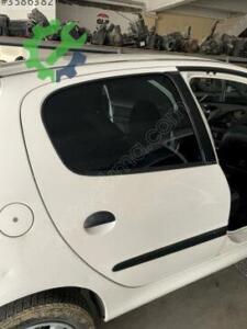 PEUGEOT 206 SAĞ ARKA KAPI ORJİNAL ÇIKMA