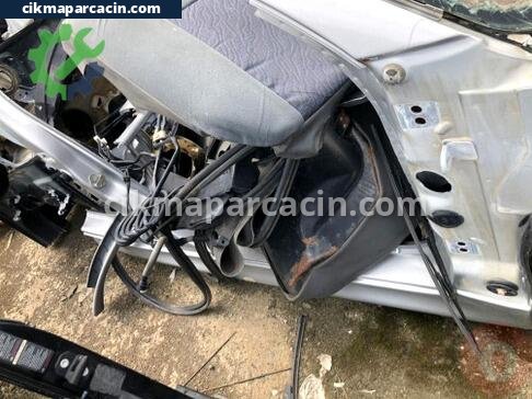 Peugeot 206 Biyel çıkma parça