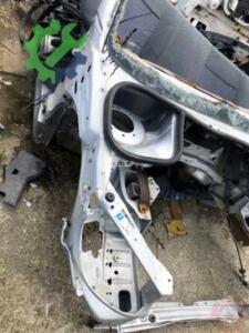 Peugeot 206 Sağ Ön But Hatasız Orjinal Çıkma