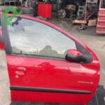 Peugeot 206 sağ ön kapı orijinal temiz