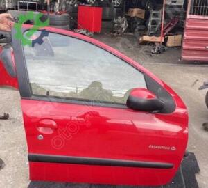 Peugeot 206 sağ ön kapı orijinal temiz