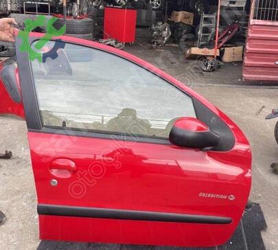 Peugeot 206 Sağ Ön Kapı çıkma parça