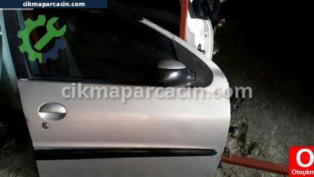 Peugeot 206 Sağ Ön Kapı çıkma parça