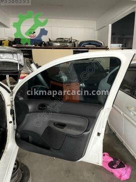 Peugeot 206 Sağ Ön Kapı çıkma parça