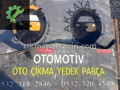 Peugeot 206 Silecek Kolu çıkma parça