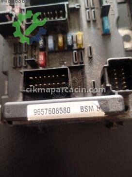 Peugeot 206 Sigorta Kutusu çıkma parça
