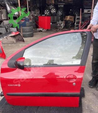 Peugeot 206 Sol Ön Kapı çıkma parça