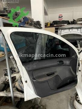 Peugeot 206 Sol Ön Kapı çıkma parça