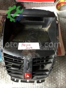 Peugeot 206 Teyp Çerçevesi Hatasız Orjinal Çıkma