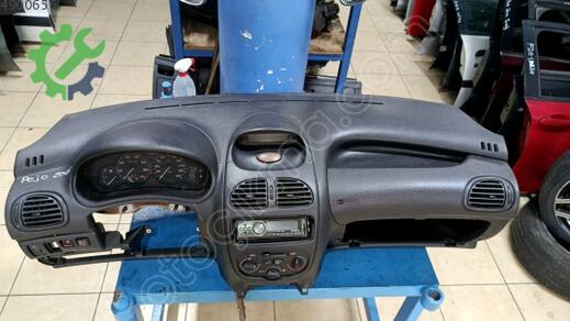 Peugeot 206 Torpido çıkma parça