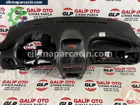 Peugeot 206 Torpido çıkma parça
