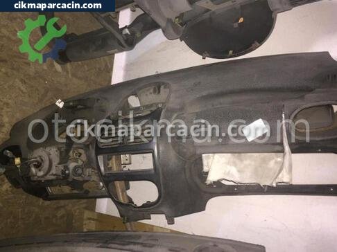 Peugeot 206 Torpido çıkma parça