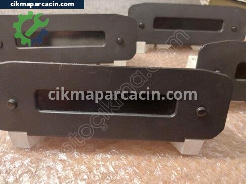 Peugeot 206 Ekran çıkma parça