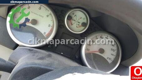Peugeot 207 Gösterge Saati çıkma parça
