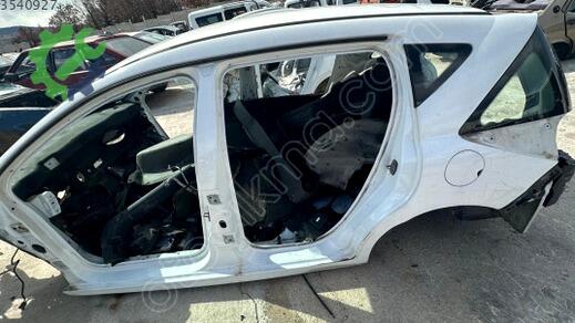 Peugeot 207 Komple Arka çıkma parça