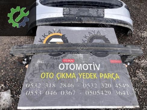 Peugeot 207 Ön Tampon Demiri çıkma parça