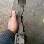 Peugeot 207 pedal orjinal cikma
