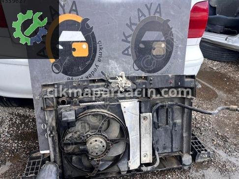 Peugeot 207 Radyatör çıkma parça